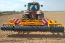 Straight line subsoilers in 3 rows 11 skanks hydraulic folding stabble soil cultivation cereal NYX H Herederos de Manuel Gascon International agricultural machinery